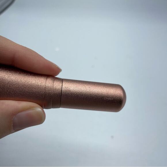 MAC 140Ses Rose Gold Glitter Bronzer Brush Limited Edition Holiday Set - Picture 3 of 6